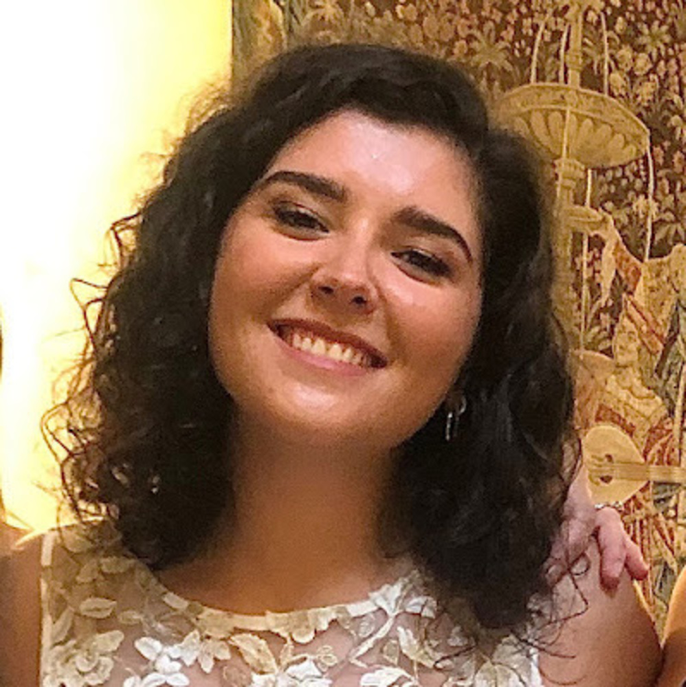 Meet your Posher, Dana